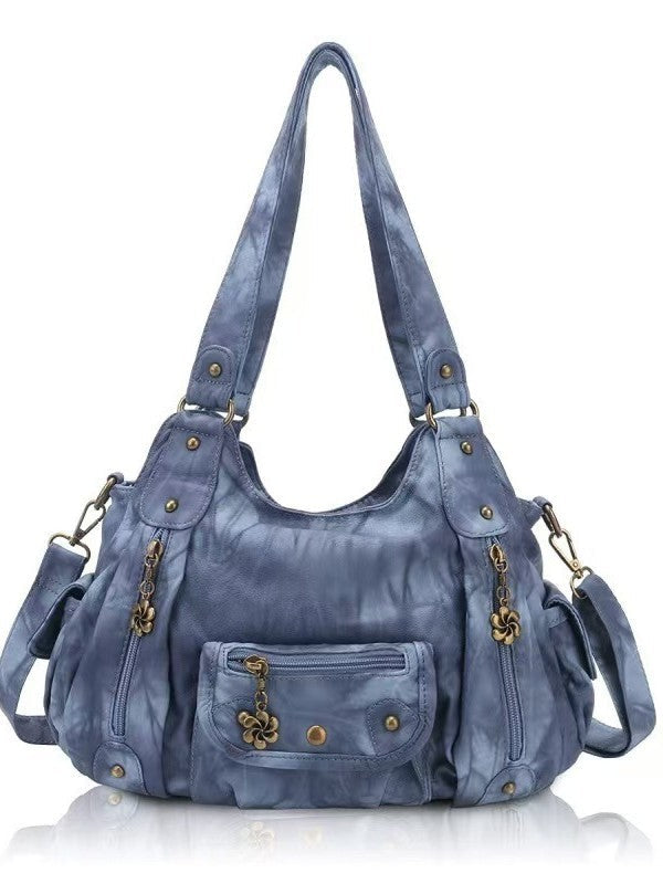 Fashionable shoulder bag with elegant details Kalsten