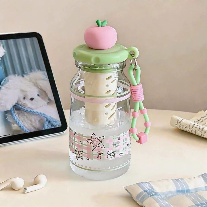 Ladies trendy and practical water bottle with fruit lid Kalsten