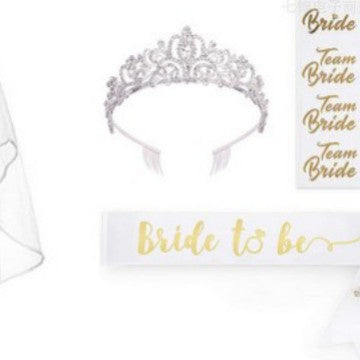 Women's bridal accessories set with shimmering veil and personalized sash Kalsten