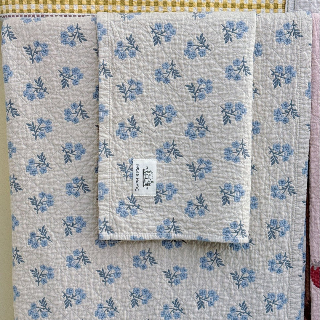 Ladies cuddly blanket with cute horse motif Kalsten