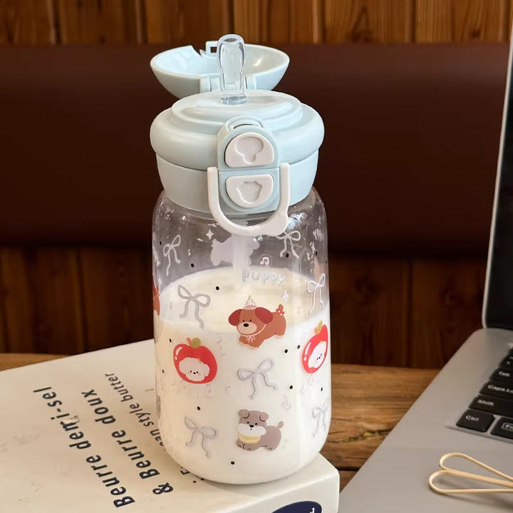 Women's drinking bottle with animal motifs and healthy fruit insert system Kalsten