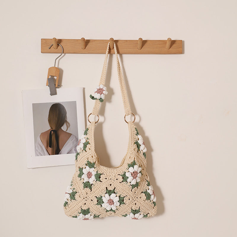 Handcrafted crochet handbag in floral design Kalsten