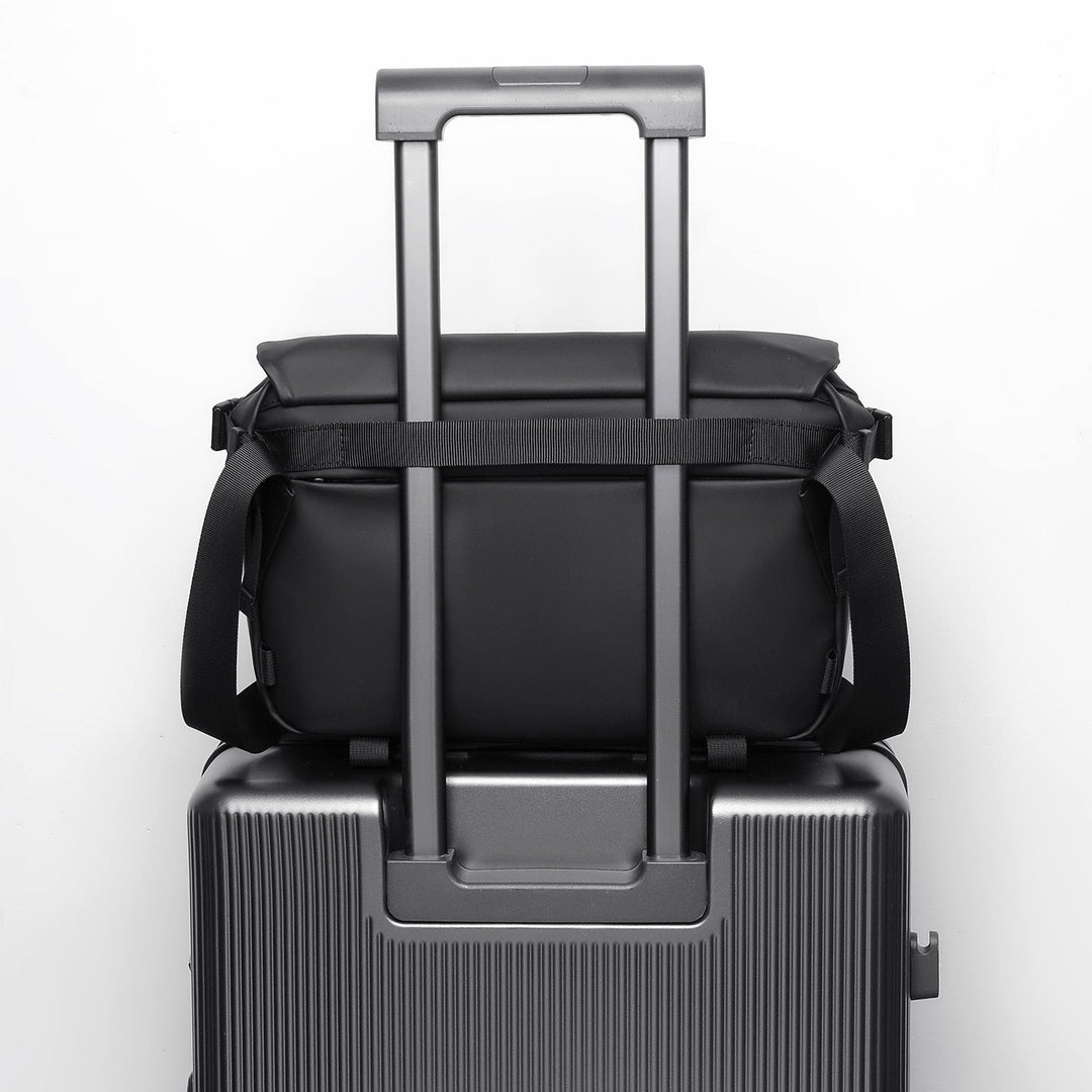Modern Waterproof Messenger Bag Kalsten