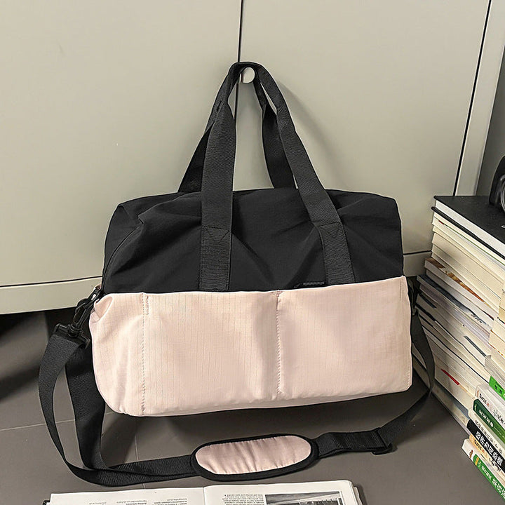 Sporty multifunctional travel bag with large storage space Kalsten