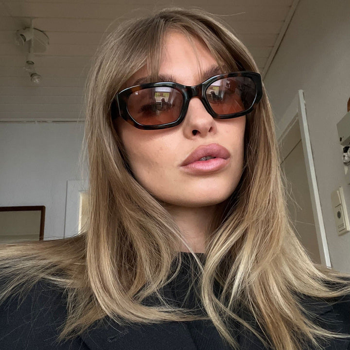 Women's fashionable sunglasses in stylish, oversized design Kalsten