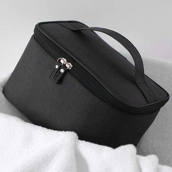 Cosmetic transport bag with thoughtful interior layout Kalsten