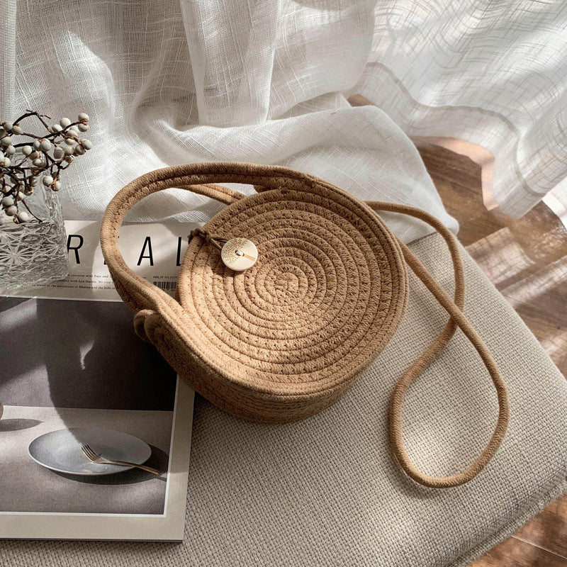 Handmade round bag with elegant design Kalsten