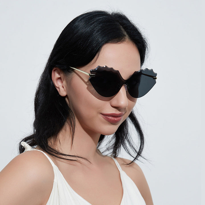 Women's Sunglasses with Unique Wave Design Kalsten