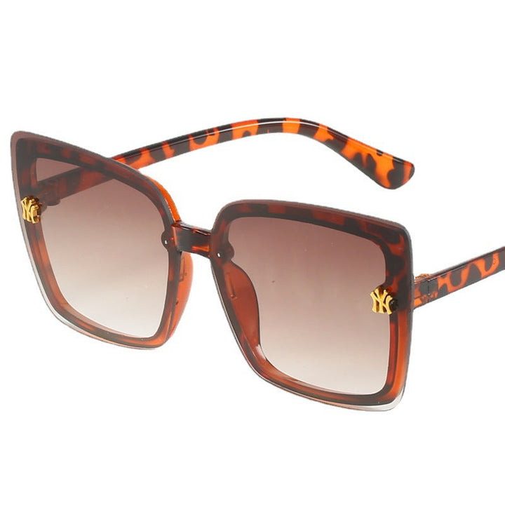 Ladies stylish square sunglasses with elegant details Kalsten