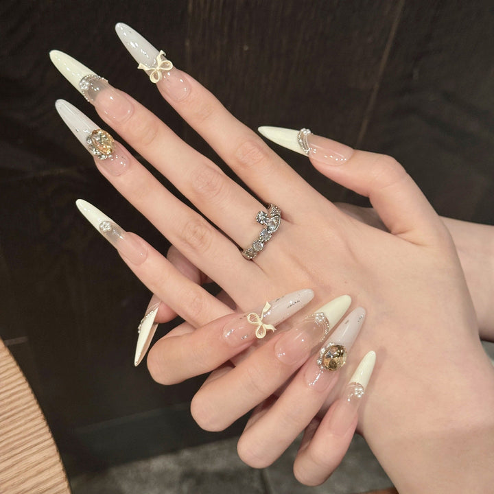 Decorative Rhinestone Press-On Nail Set Kalsten