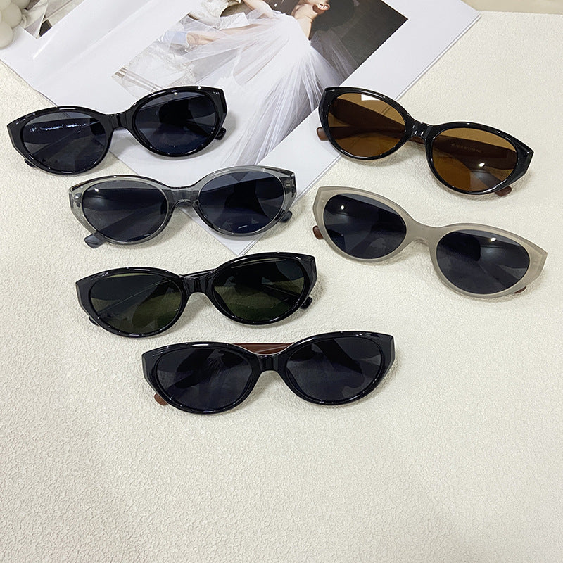 Fashionable Cat-Eye Sunglasses for Stylish Outfits Kalsten