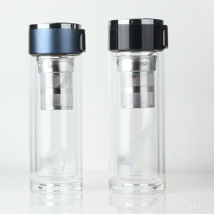 Women's tea bottle with integrated strainer from Kalsten