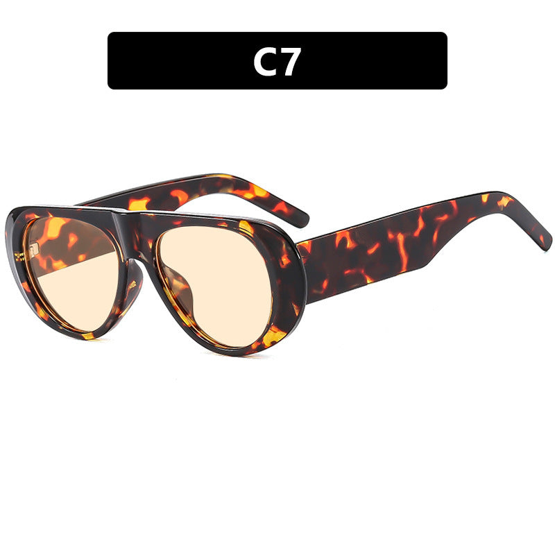 Women contemporary sunglasses with innovative design Kalsten