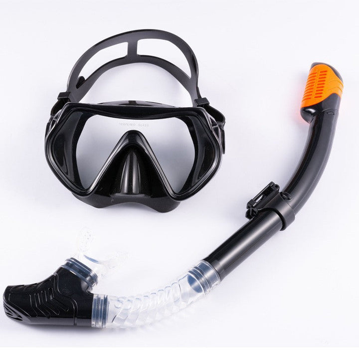 Snorkel mask with secure and comfortable mouthpiece Kalsten
