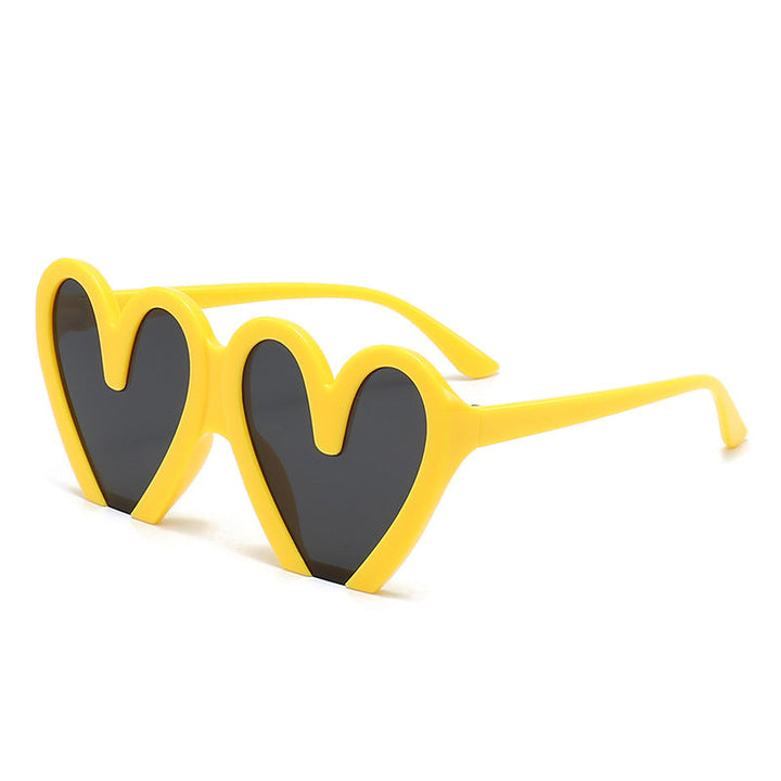 Women's fashionable sunglasses in unique heart design Kalsten