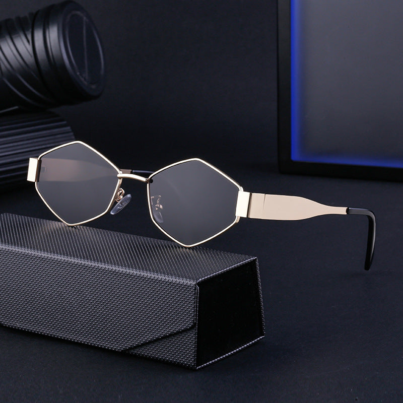 Women's geometric sunglasses with modern frame Kalsten