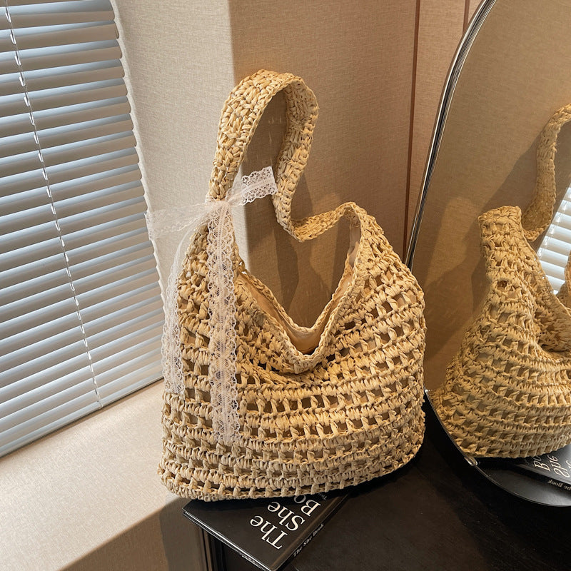 Handmade beach bag with lace Kalsten