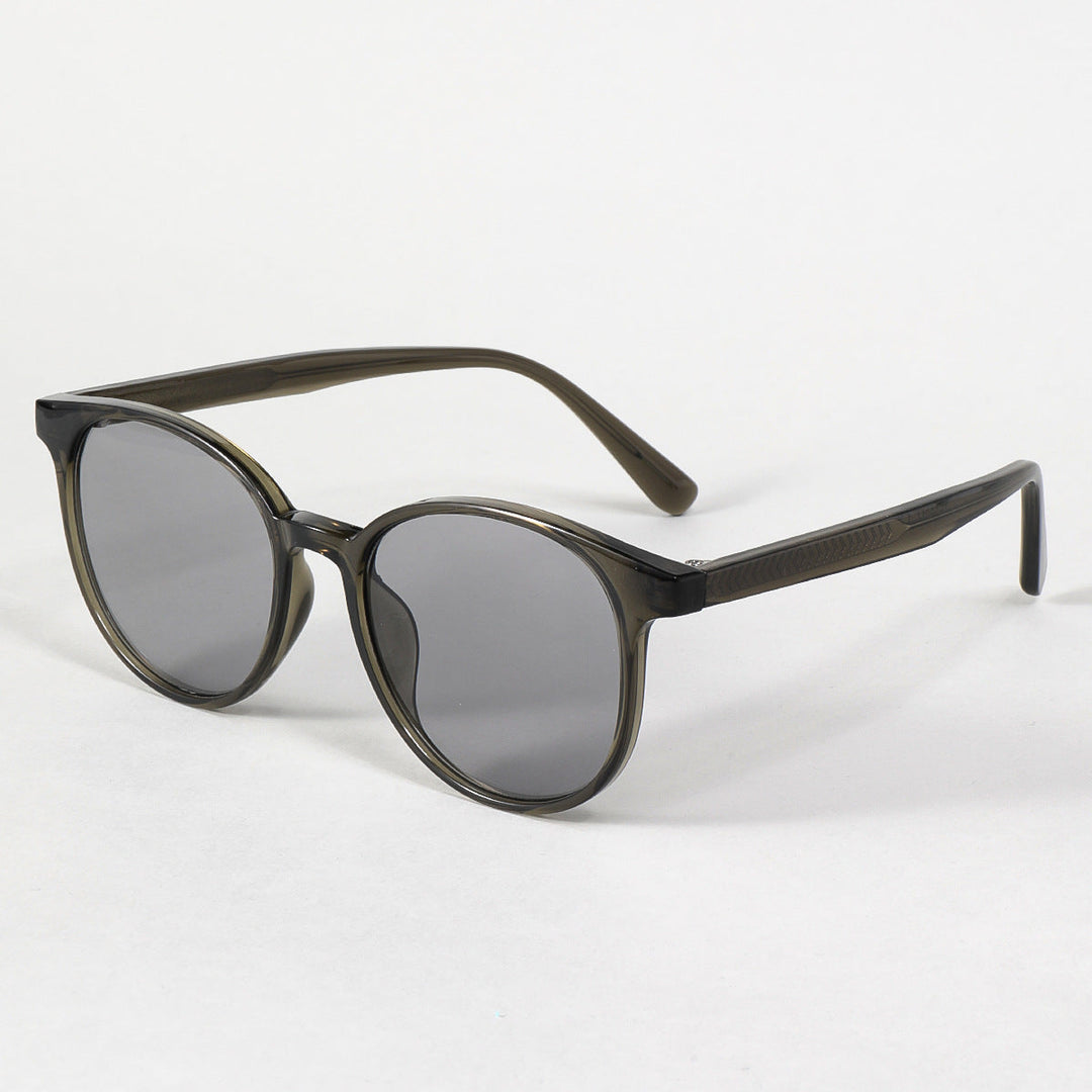 Women's fashionable sunglasses in an elegant, round design with UV protection Kalsten