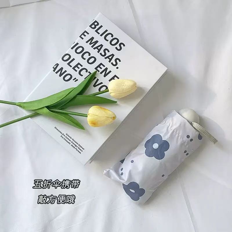 Ladies folding umbrella with unusual flower design Kalsten