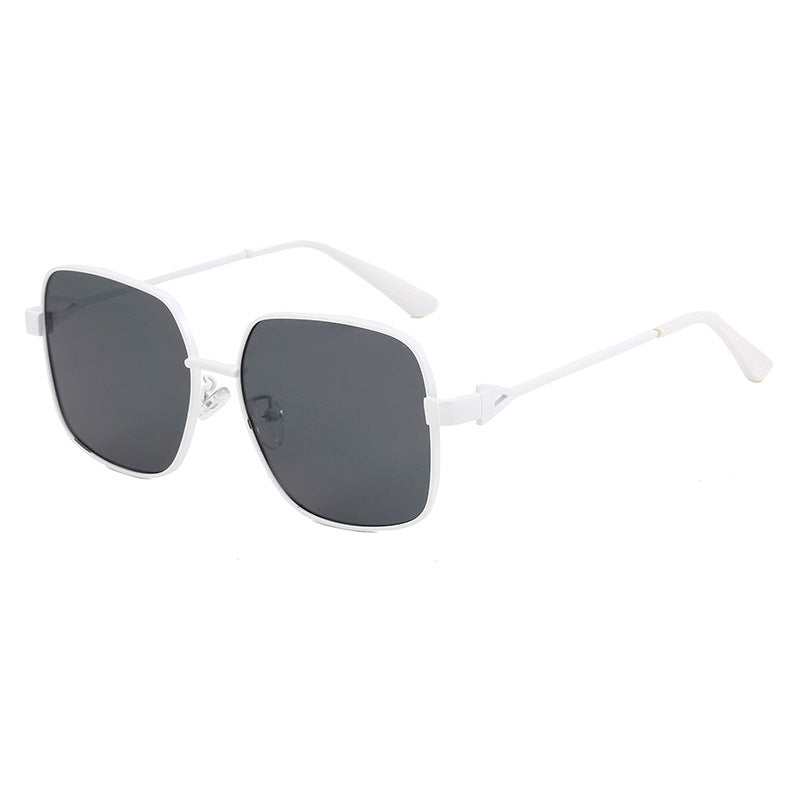 Women's square sunglasses with fashionable and sturdy frame Kalsten