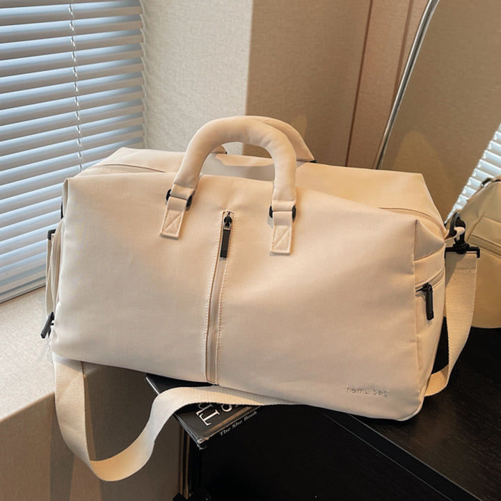 Modern travel bag with versatile carrying options Kalsten