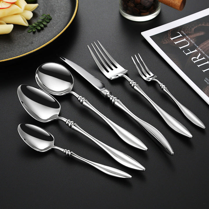 Elegant table knife with fine wave pattern Kalsten