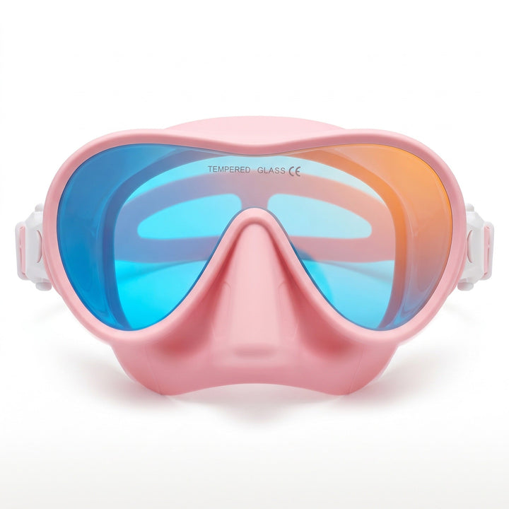 Diving mask with ergonomic design and wide field of vision Kalsten