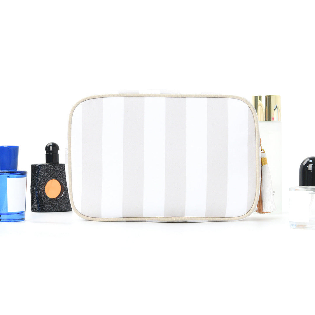 Elegant Cosmetic Organizer with Practical Compartments Kalsten