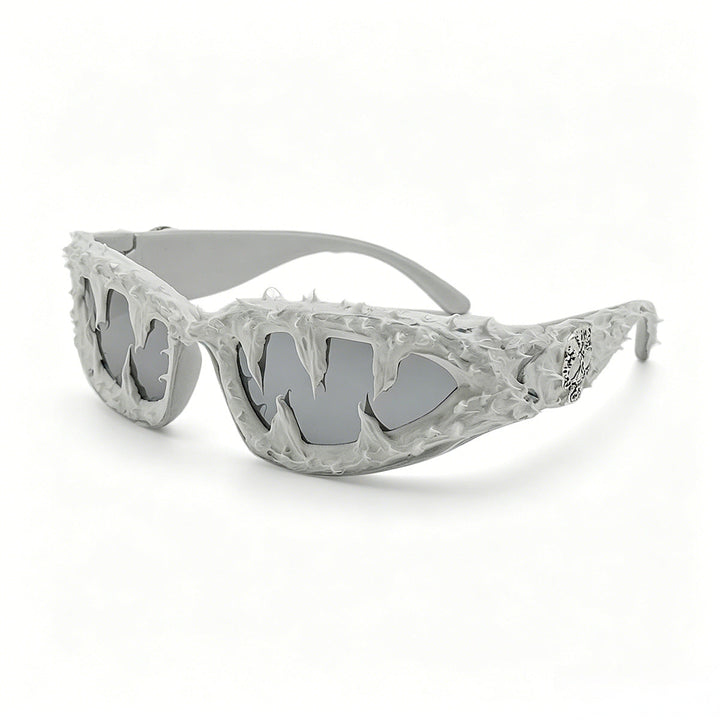 Ladies creative fashion sunglasses with unique spikes and skull design Kalsten