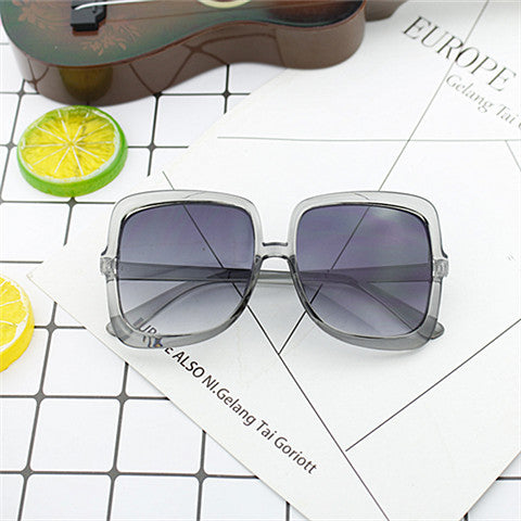 Women’s Geometric Sunglasses in Modern Design Kalsten