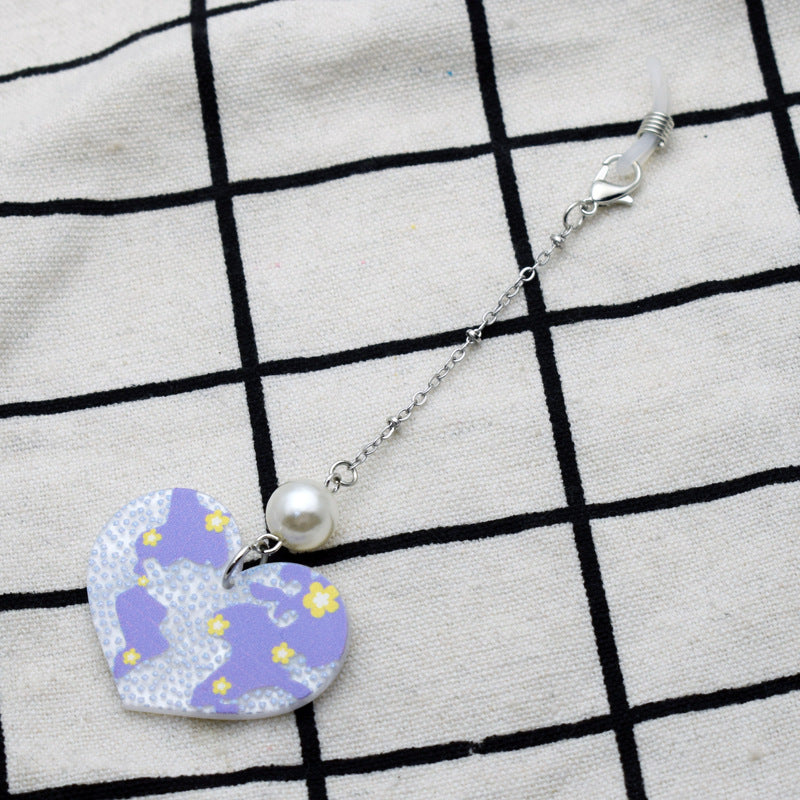 Heart-Shaped Eyewear Chain with Pearl Accents Kalsten