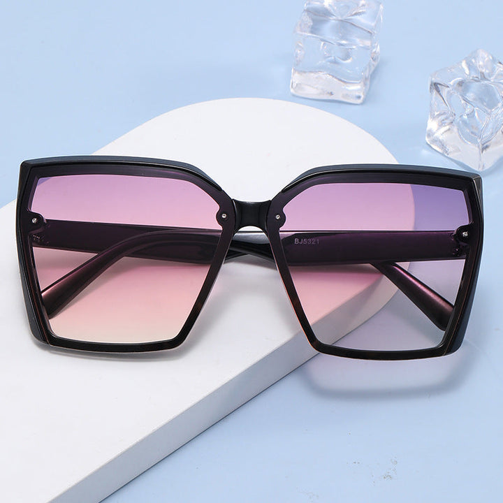 Women's Oversized Sunglasses with Modern Tortoiseshell Design Kalsten