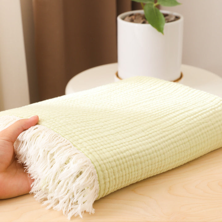 Women modern and stylish waffle structure plaid blanket Kalsten