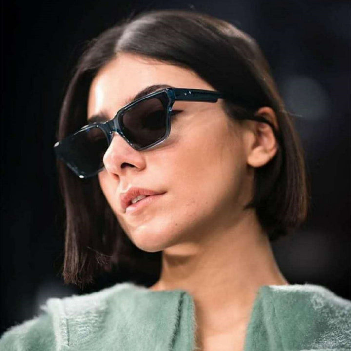 Women's fashionable oversized sunglasses with modern frame Kalsten