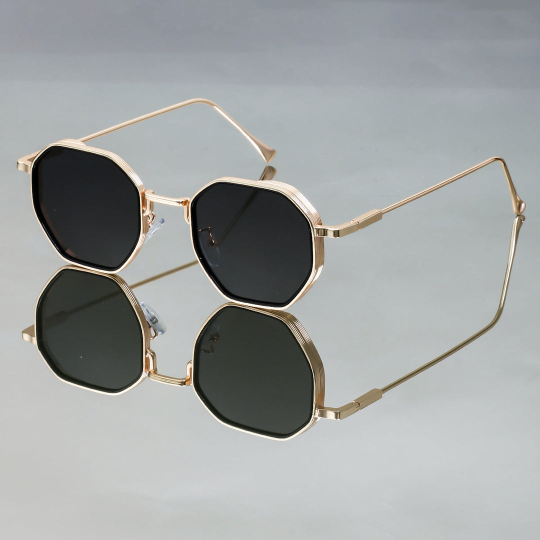 Ladies sunglasses in an elegant, geometric style with durable frame Kalsten