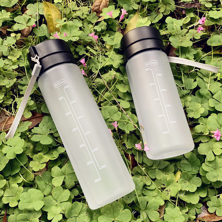 Women's portable water bottle with practical cleaning system Kalsten