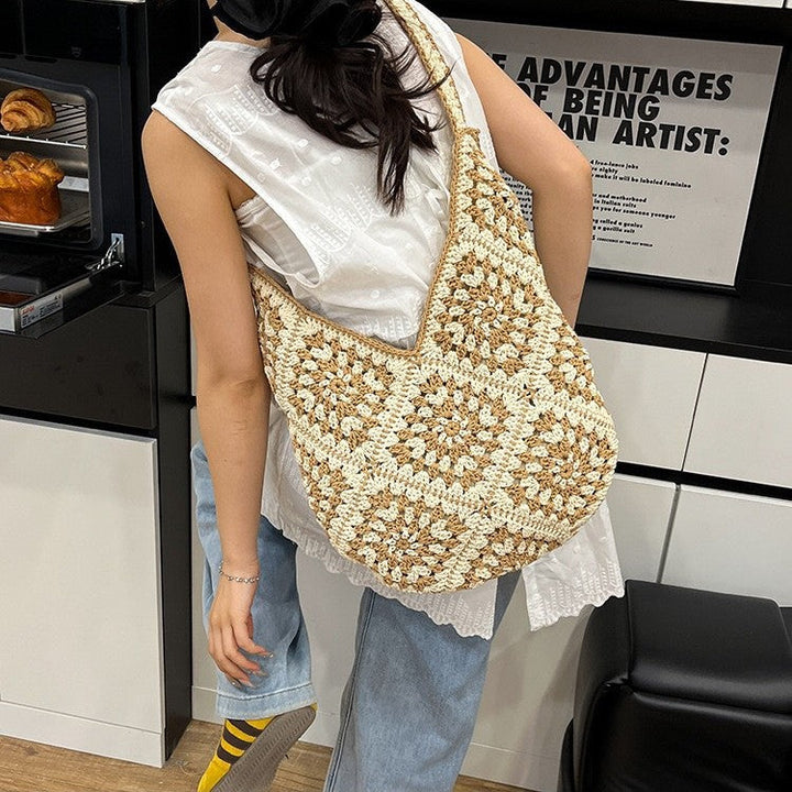 Hand-knotted shoulder bag with unique floral pattern Kalsten