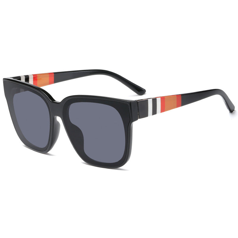 Ladies fashionable sunglasses with striking oversized frame and UV protection Kalsten