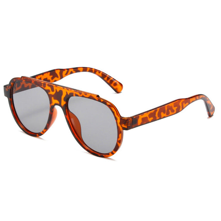 Ladies fashionable sunglasses in eye-catching animal print Kalsten