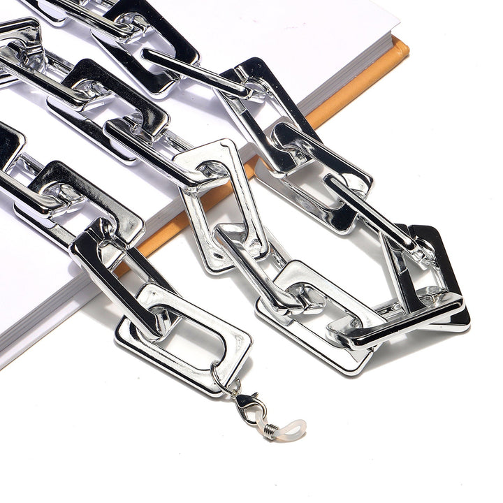 Elegant Statement Eyewear Chain Kalsten