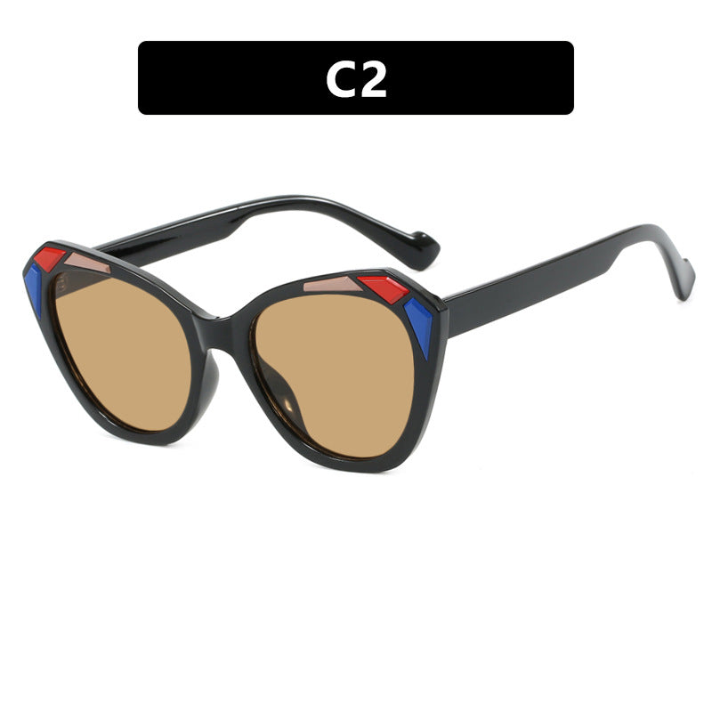 Ladies Cat Eye Sunglasses with Fashionable Details Kalsten