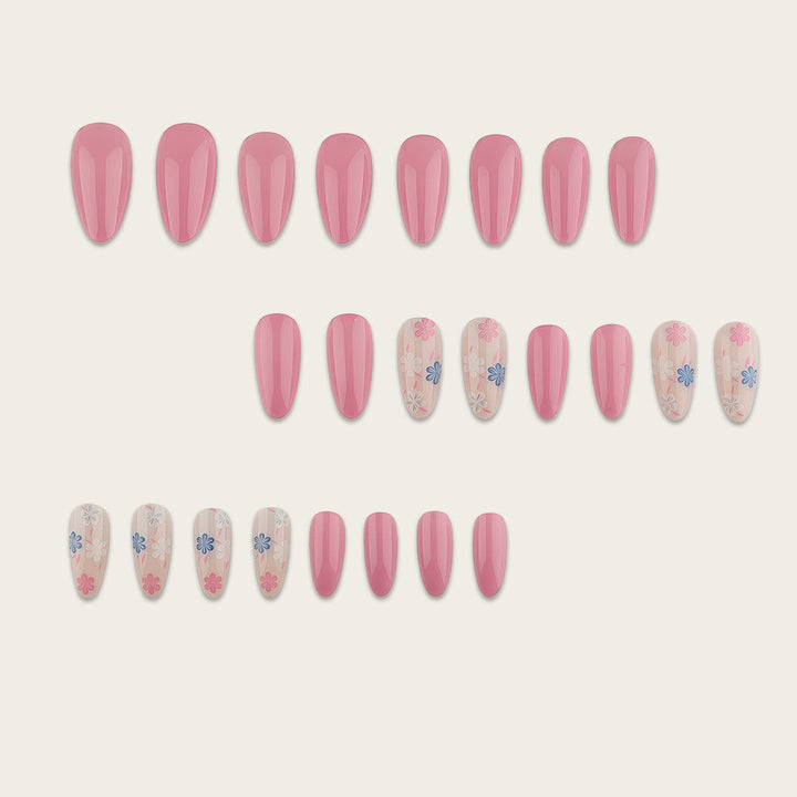 Artificial Nails in Elegant Flower Design Kalsten
