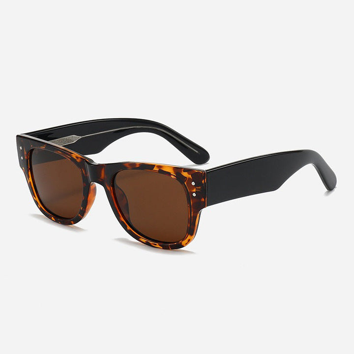 Ladies sunglasses in minimalist and elegant design Kalsten