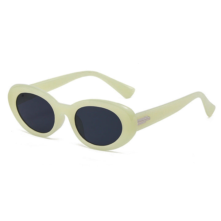 Ladies fashionable Cat-Eye glasses with trendy thick frame Kalsten