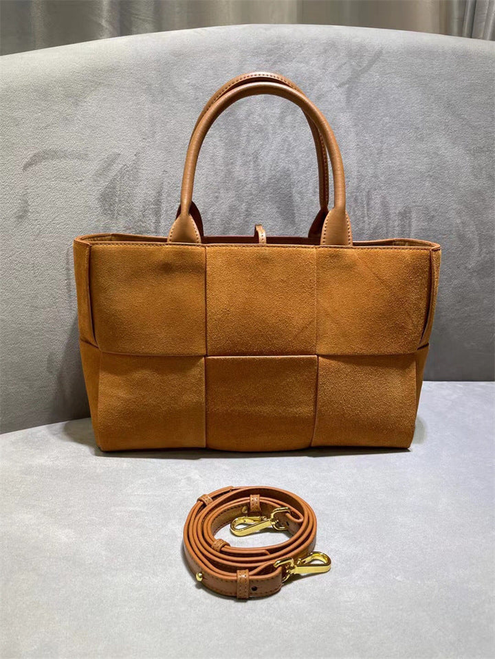 Elegant Structured Handbag Kalsten