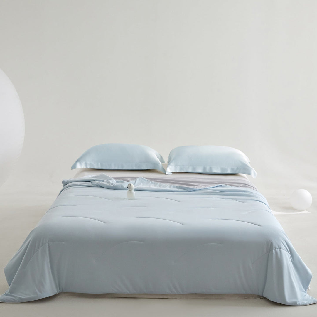 Women's breathable and comfortable blanket with soft texture Kalsten
