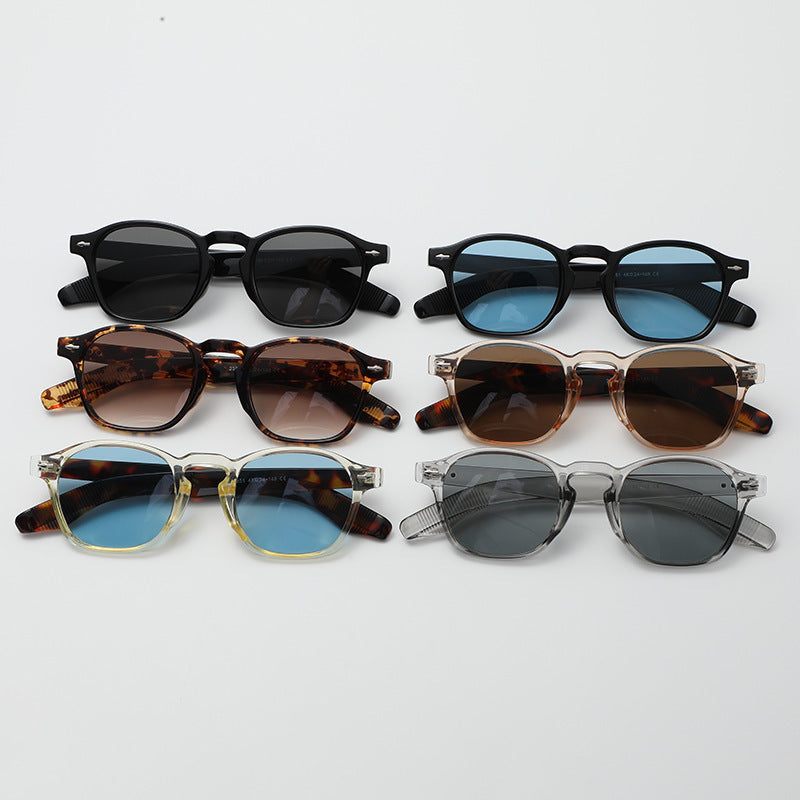 Women rebellious retro-inspired sunglasses Kalsten