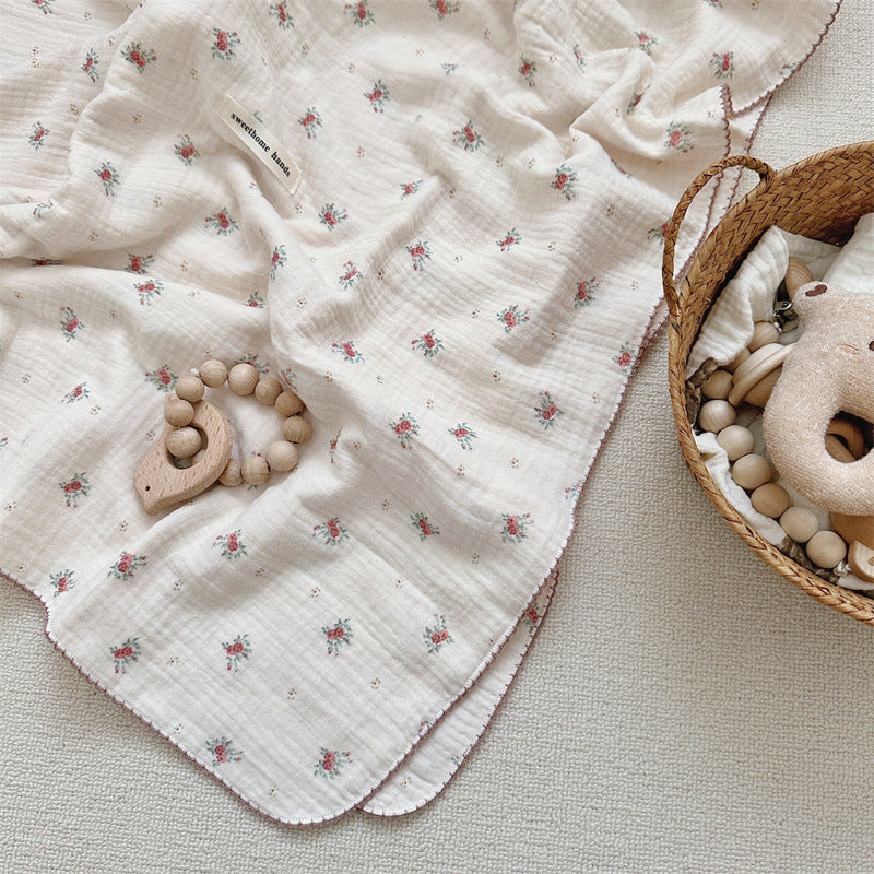 Unisex cuddly muslin blanket with elegant floral pattern Kalsten