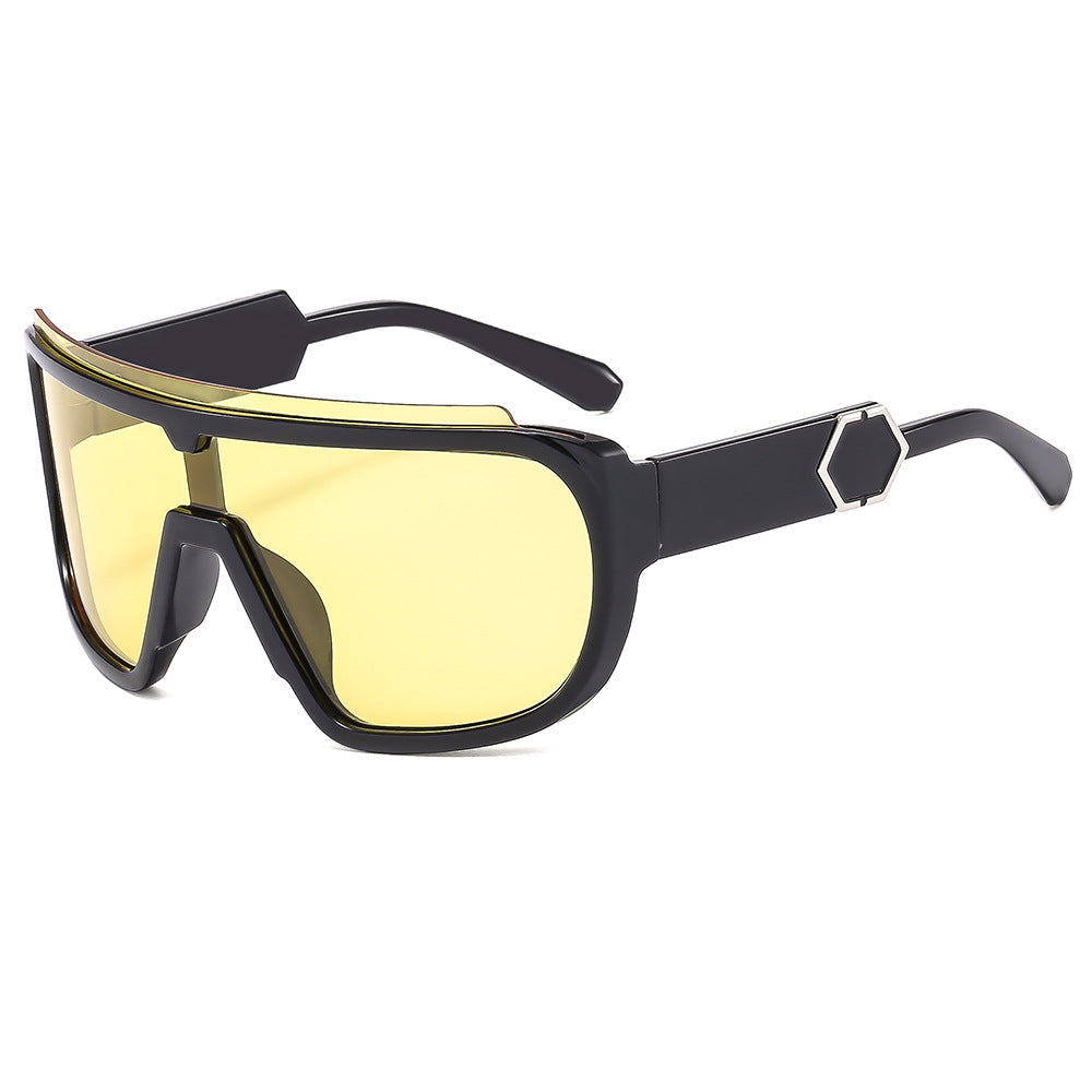 Women's sporty sunglasses with futuristic design and wide front Kalsten