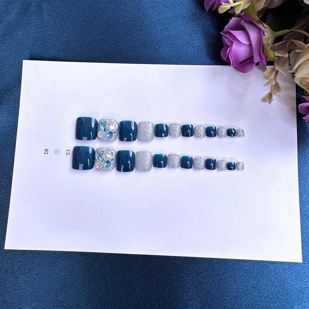 Nail art with glamorous rhinestone accents Kalsten